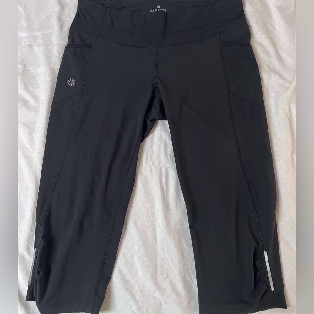 Athleta capri athletic leggings.